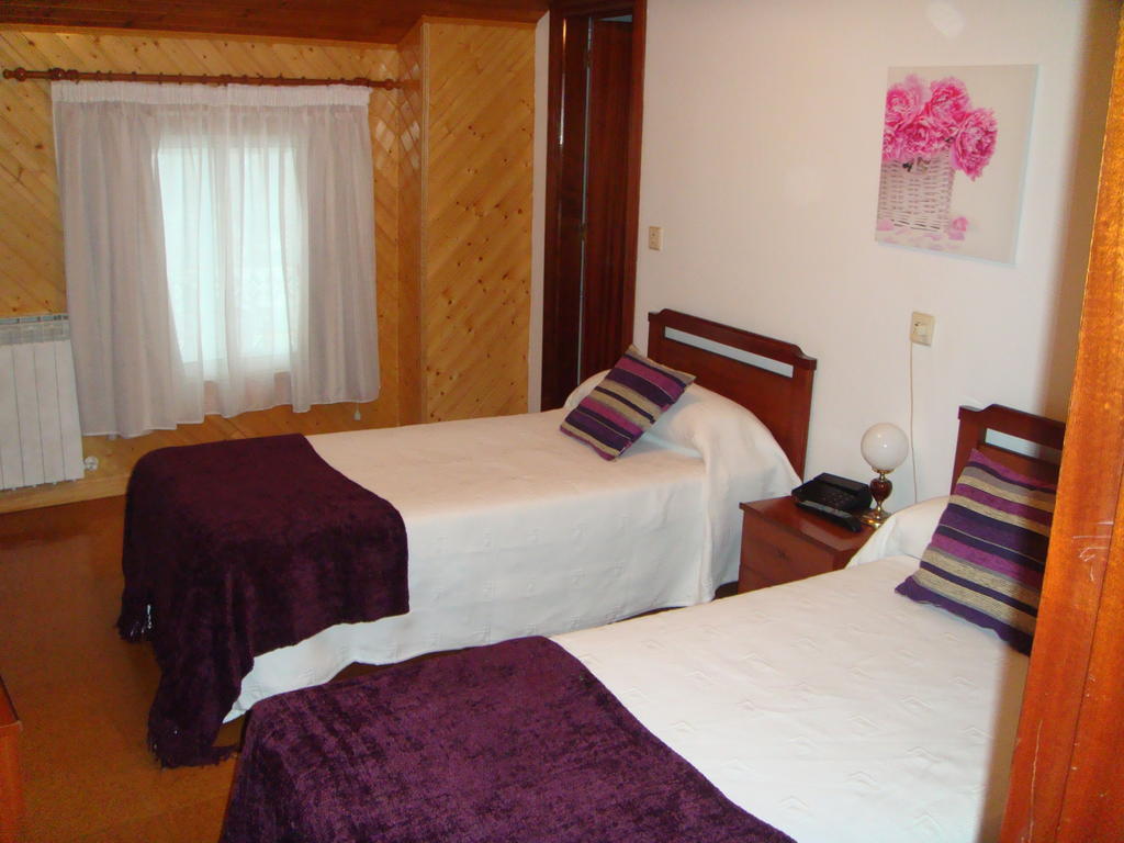 Hotel Abrego Reinosa Room photo